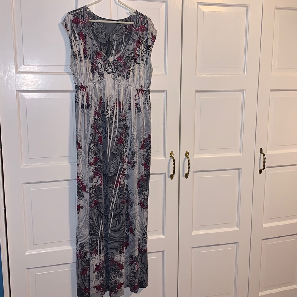 Apt 9. Maxi Dress. L.